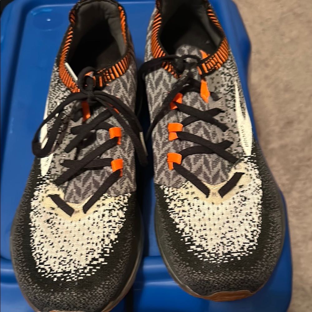 Men's Brooke Bedlam.  Size 10.5.   Never worn
